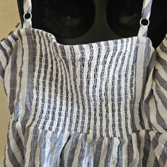 NWT Torrid Striped Seersucker Peplum Tank Top - Picture 7 of 12